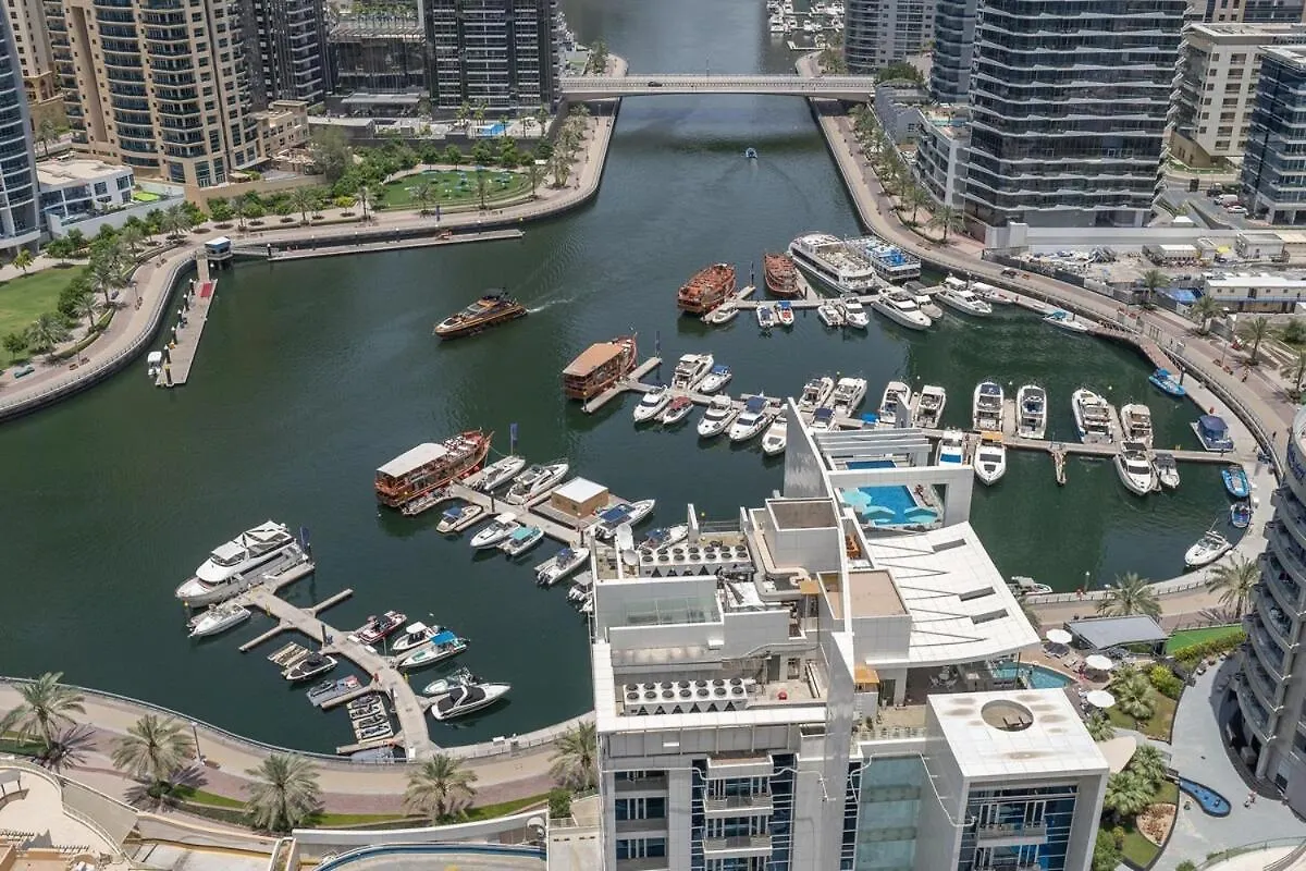 Apartment Spacious 2-Bedroom With Marina Views In Dec Tower 2 Dubai United Arab Emirates