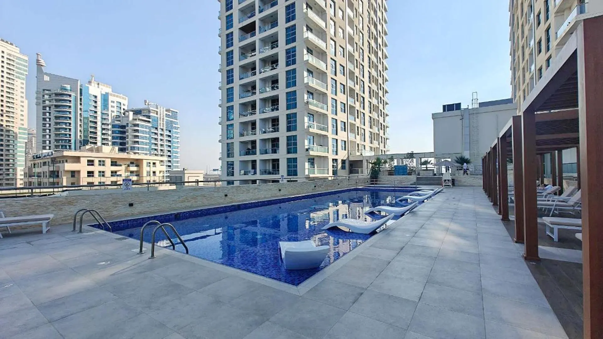 Spacious 2-Bedroom With Marina Views In Dec Tower 2 Dubai 0*,