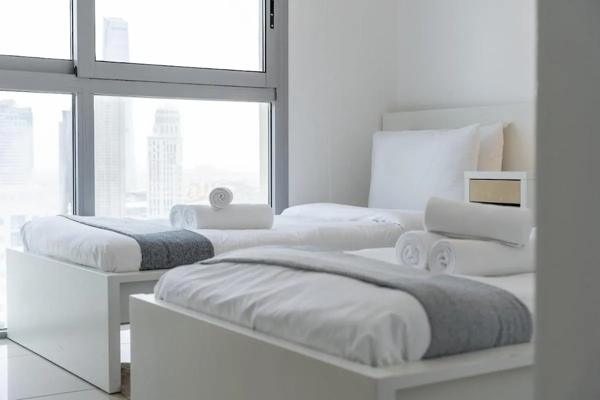 Spacious 2-Bedroom With Marina Views In Dec Tower 2 Dubai Apartment