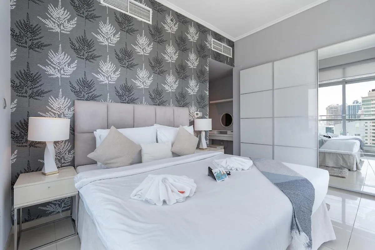 Spacious 2-Bedroom With Marina Views In Dec Tower 2 Dubai Apartment